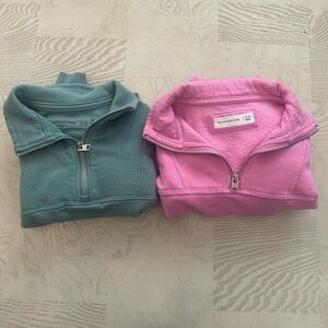 Abercrombie Kids Size 5/6 Green and Pink Zip-Up Sweatshirts